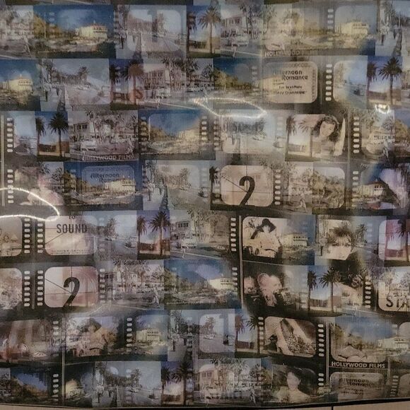 Relic cinema print image shift shoulder bag. - Picture 2 of 8